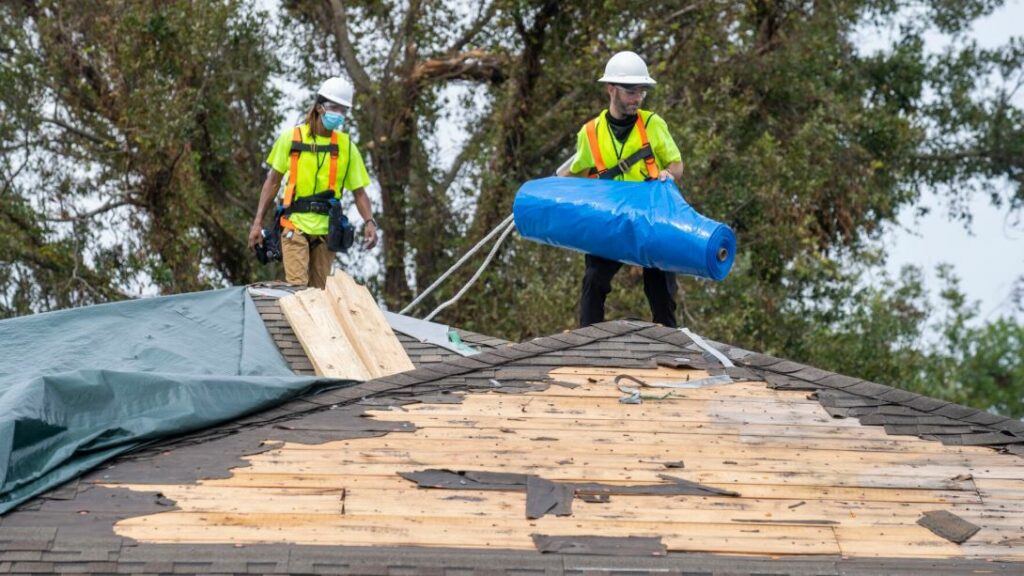 Roofers Near Me services provided by Top Roofers of Compton